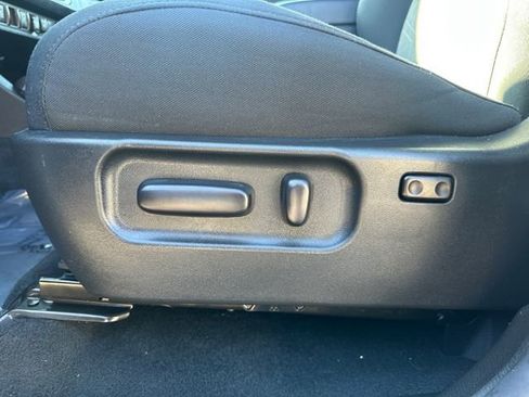 Certified 2023 Toyota Tacoma TRD Off-Road w/ Technology Package image 28