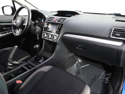 Used 2017 Subaru Crosstrek 2.0i Premium image 15