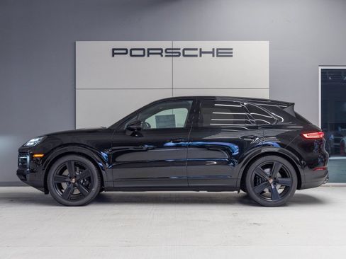 Certified 2026 Porsche Cayenne S AWD/4WD image 2