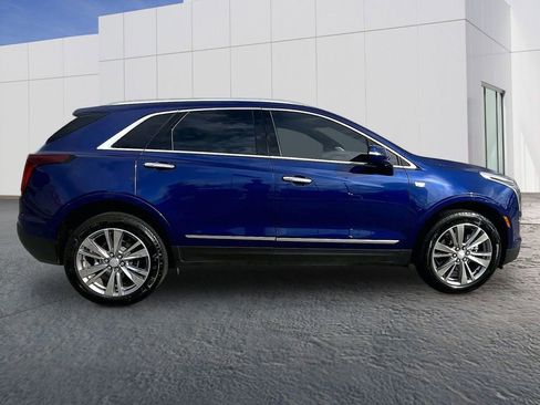 Used 2025 Cadillac XT5 Premium Luxury w/ Technology Package FWD image 8