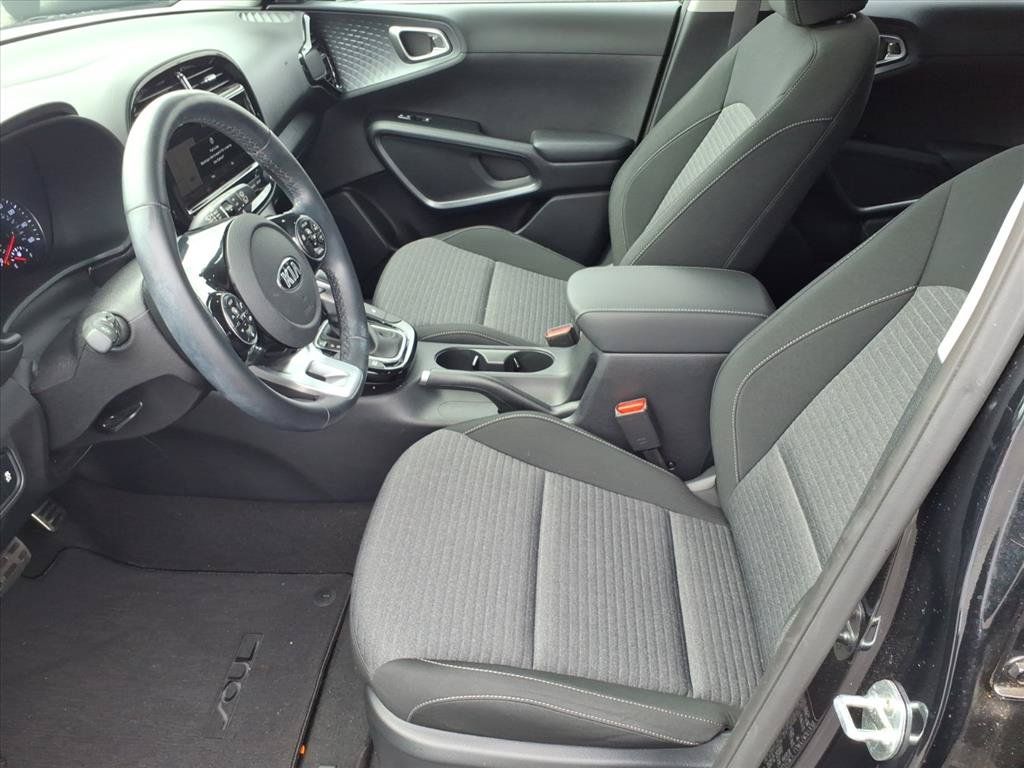 Used 2021 Kia Soul EX FWD image 10