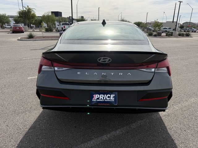 Used 2026 Hyundai Elantra Sport FWD image 5