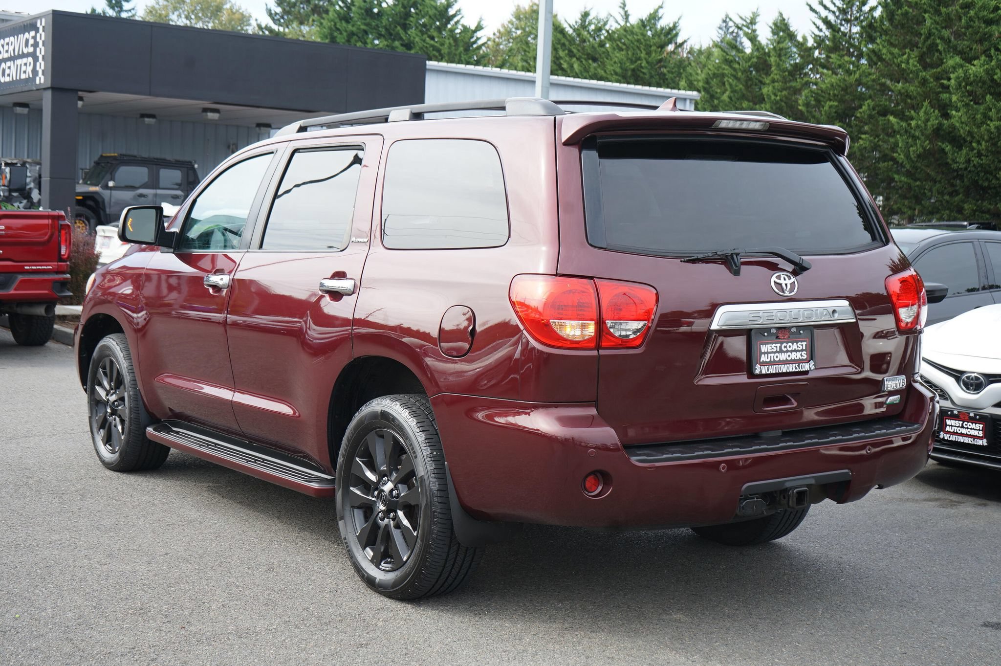 Used 2011 Toyota Sequoia Platinum AWD/4WD image 3