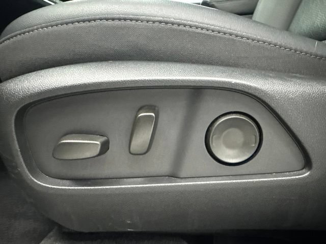 Used 2025 Chevrolet Equinox LT w/ Convenience Package II AWD/4WD image 10