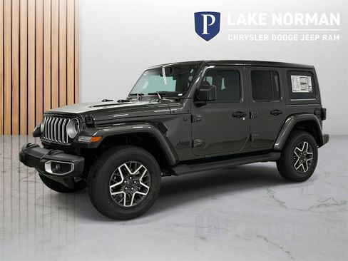 New 2025 Jeep Wrangler Sahara image 9