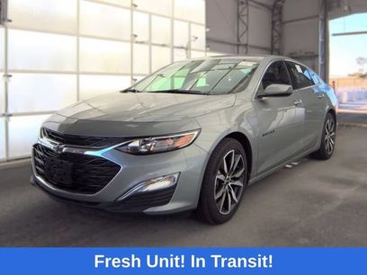 Used 2025 Chevrolet Malibu RS
