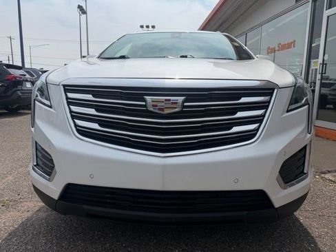 Used 2019 Cadillac XT5 Premium Luxury AWD/4WD image 2