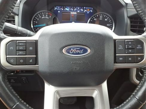 Used 2024 Ford Expedition Max XLT AWD/4WD image 12
