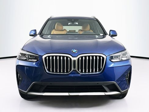 Used 2023 BMW X3 xDrive30i w/ Premium Package image 2