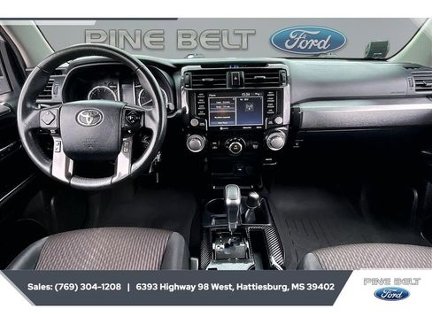 Used 2020 Toyota 4Runner TRD Off-Road AWD/4WD image 13
