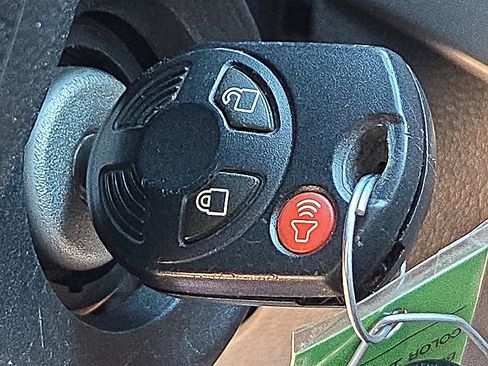 Used 2015 Ford Escape SE image 20