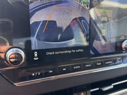 Used 2024 Mitsubishi Outlander SE image 18