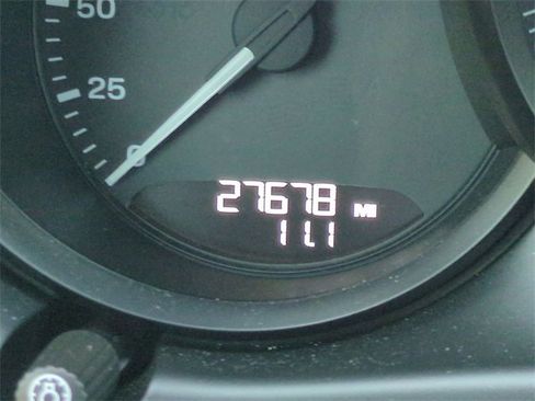 Used 2023 Porsche Macan image 34