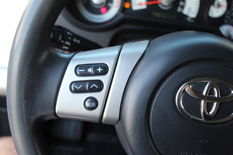 Used 2014 Toyota FJ Cruiser 4WD w/ Convenience Package image 21