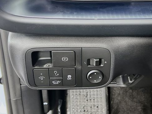 New 2025 Hyundai Ioniq 6 SE image 9