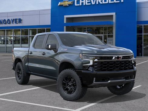 New 2026 Chevrolet Silverado 1500 ZR2 w/ Dark Appearance Package image 31