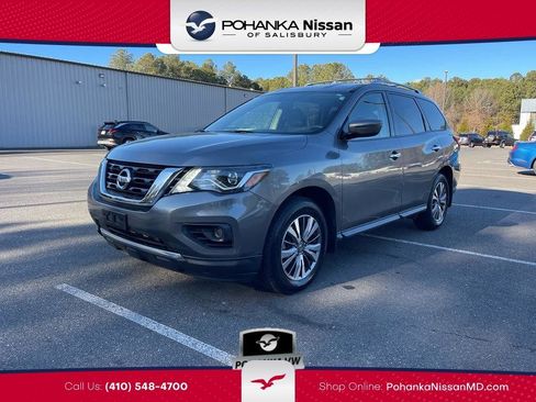 Used 2020 Nissan Pathfinder S AWD/4WD image 1