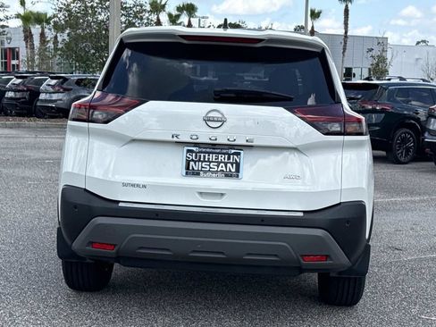 Certified 2023 Nissan Rogue S AWD/4WD image 6