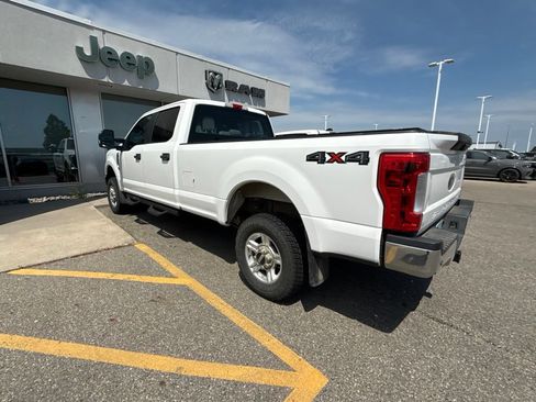 Used 2017 Ford F250 XL w/ Power Equipment Group AWD/4WD image 5