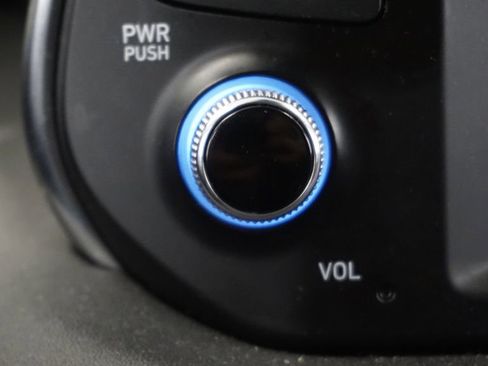 Used 2019 Hyundai Santa Fe SE image 52