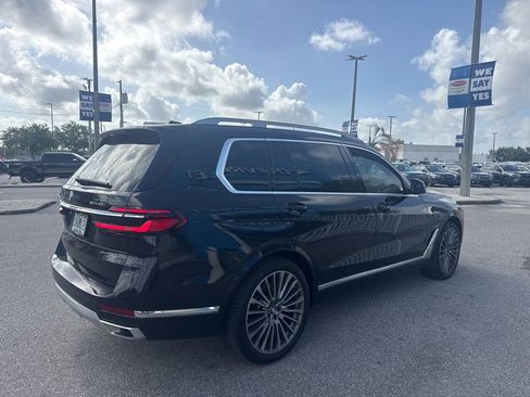 Used 2025 BMW X7 xDrive40i w/ Premium Package AWD/4WD image 6