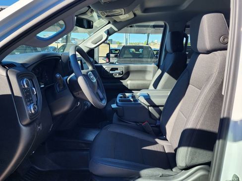 New 2026 GMC Sierra 2500 Pro w/ Convenience Package image 17