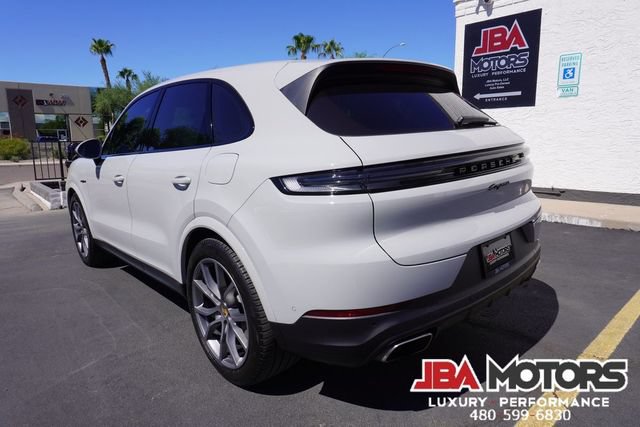 Used 2024 Porsche Cayenne AWD/4WD image 67