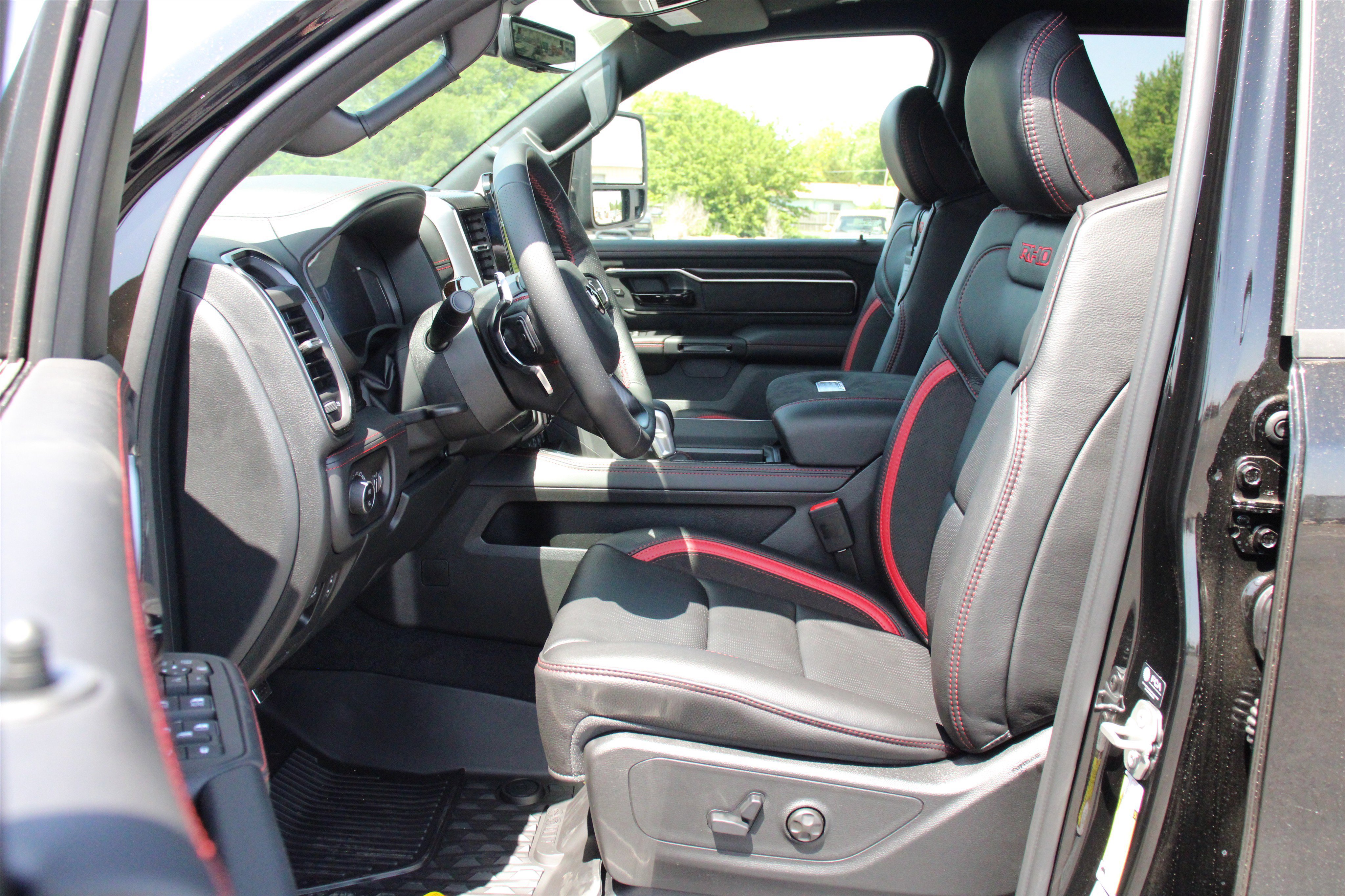 New 2026 RAM 1500 RHO w/ RHO Level 1 Equipment Group AWD/4WD image 3