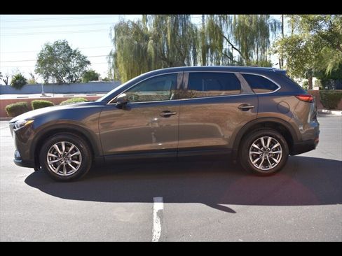 Used 2018 MAZDA CX-9 Touring image 4