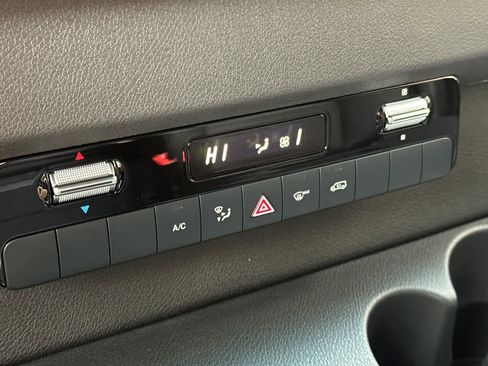 New 2026 Mercedes-Benz Sprinter 2500 image 18