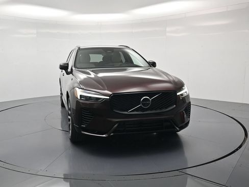 Used 2026 Volvo XC60 T8 Plus w/ Protection Package Premier AWD/4WD image 36