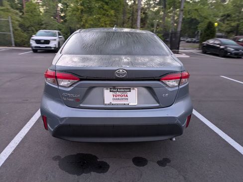 Used 2024 Toyota Corolla LE image 6