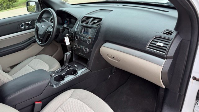 Used 2018 Ford Explorer 4WD image 29