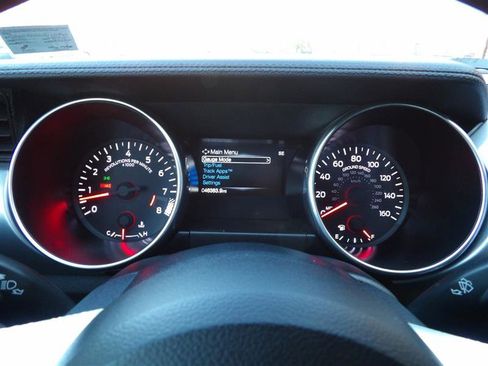 Used 2018 Ford Mustang GT Premium image 21