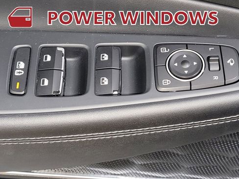 Used 2023 Hyundai Santa Fe Limited image 19