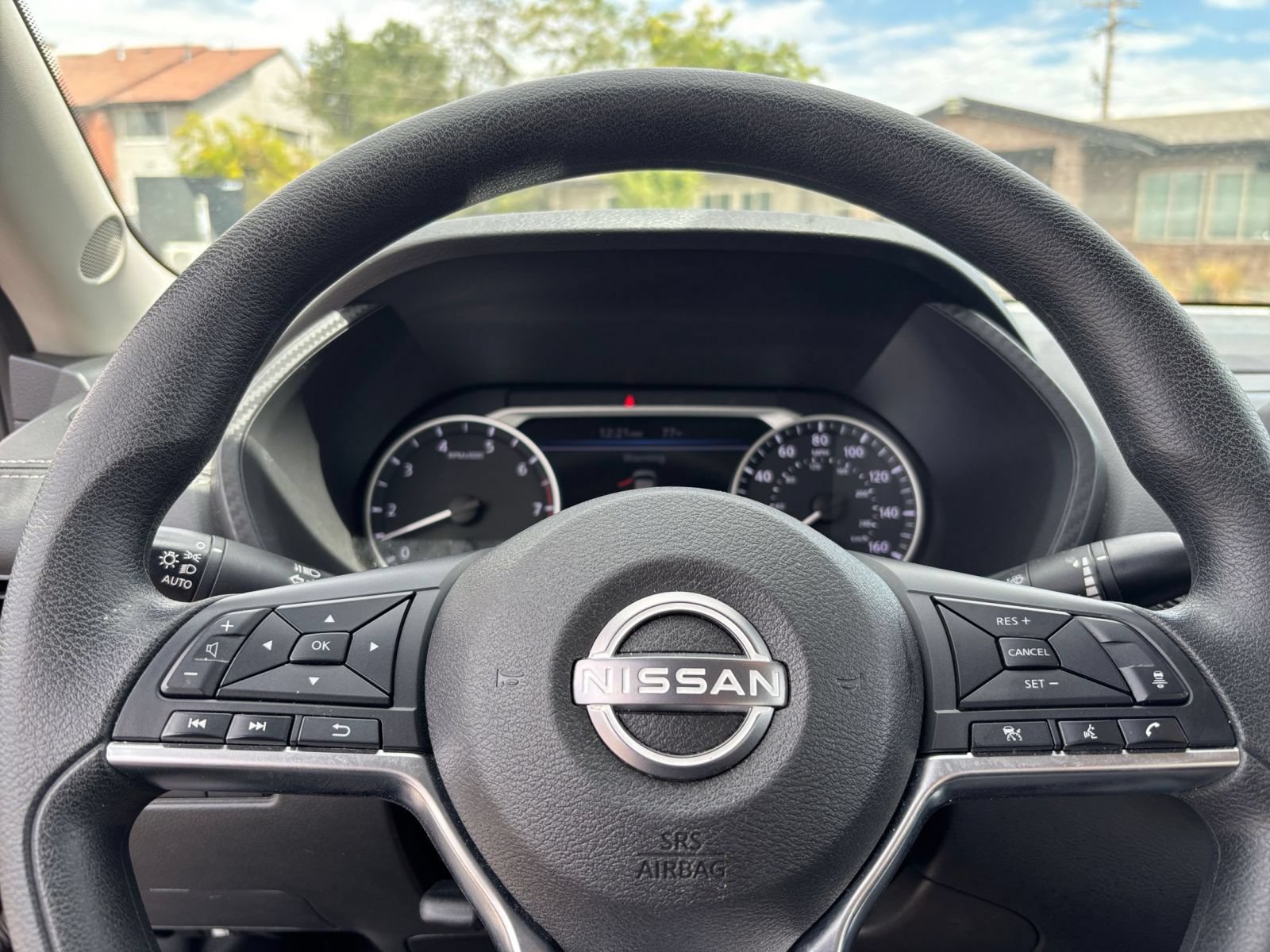Used 2025 Nissan Sentra SV FWD image 26