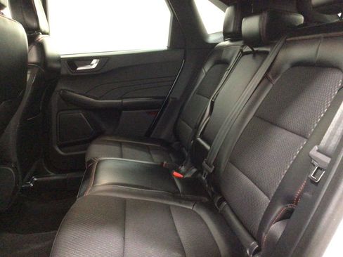 Used 2023 Ford Escape ST-Line AWD/4WD image 18