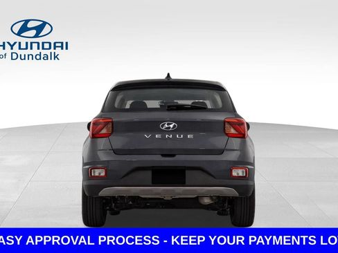 Used 2025 Hyundai Venue SEL FWD image 8