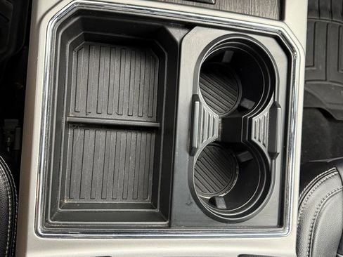 Used 2021 Ford F250 Lariat w/ Lariat Ultimate Package image 32