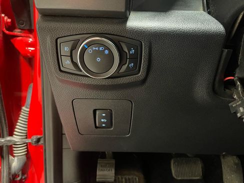 Used 2015 Ford F150 XLT w/ Equipment Group 302A Luxury AWD/4WD image 12