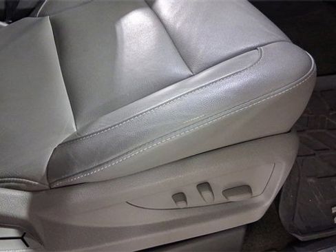 Used 2017 Chevrolet Tahoe LT image 19