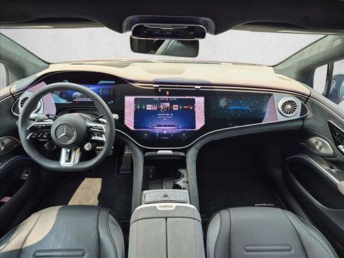 Used 2022 Mercedes-Benz EQS AMG 4MATIC image 18