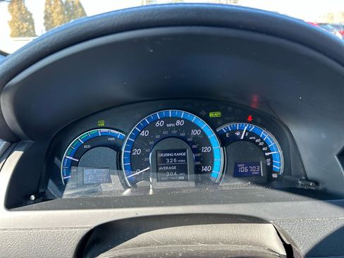 Used 2014 Toyota Camry XLE image 11