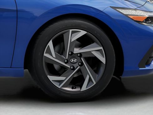 New 2026 Hyundai Elantra SEL Sport image 8