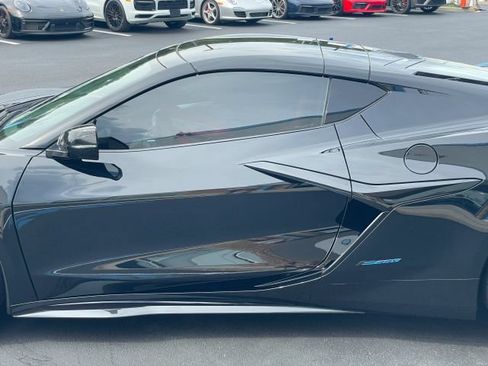 Used 2025 Chevrolet Corvette E-Ray w/ ZER Performance Package AWD/4WD image 16