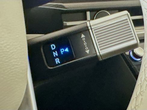 Used 2025 Hyundai Santa Fe SEL image 25