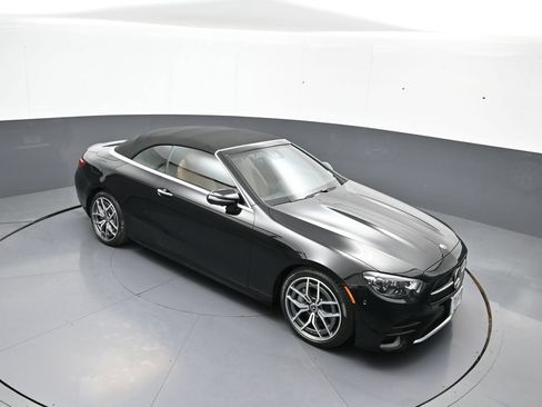Used 2023 Mercedes-Benz E 450 4MATIC Cabriolet image 42