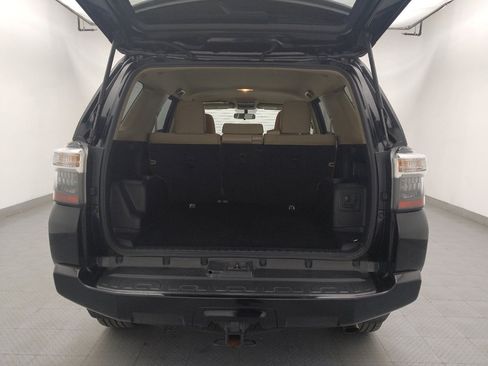 Used 2018 Toyota 4Runner SR5 RWD image 29