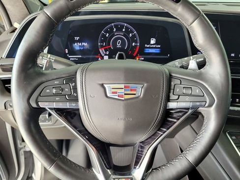 Certified 2023 Cadillac Escalade ESV V AWD/4WD image 23