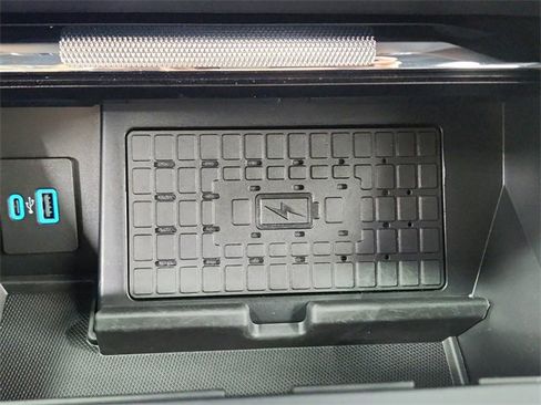 Used 2023 Ford F150 Lariat w/ Equipment Group 502A High image 38